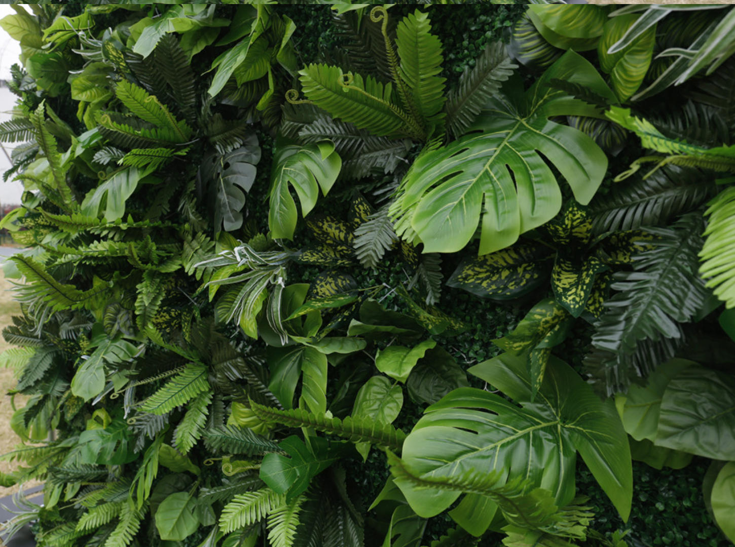 Artificial Jungle Leaf Backdrop – Tropical Greenery Wall for Wedding, Party & Baby Shower Decor
