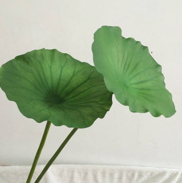 Artificial Simulation Lotus Leaf PU Leaf Water Lily Leaf  True Touch Feel Hand Leaf Fish Tank Pond Decoration Floating Pool Plants