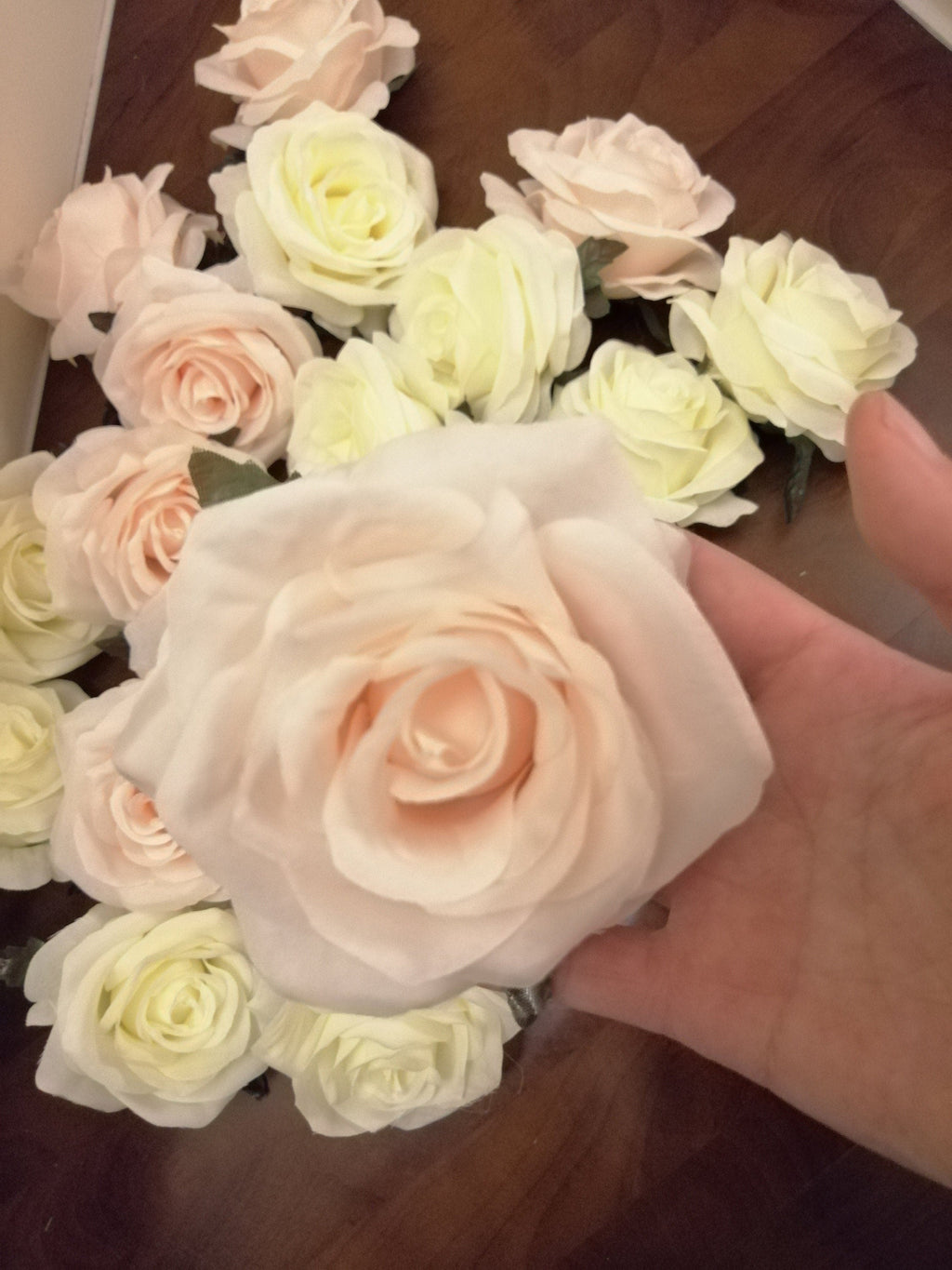 High Quality White 30 Heads Wedding Flowers Diam.10cm Simulation Silk Rose Flower Head DIY Wedding Decoration Flowers