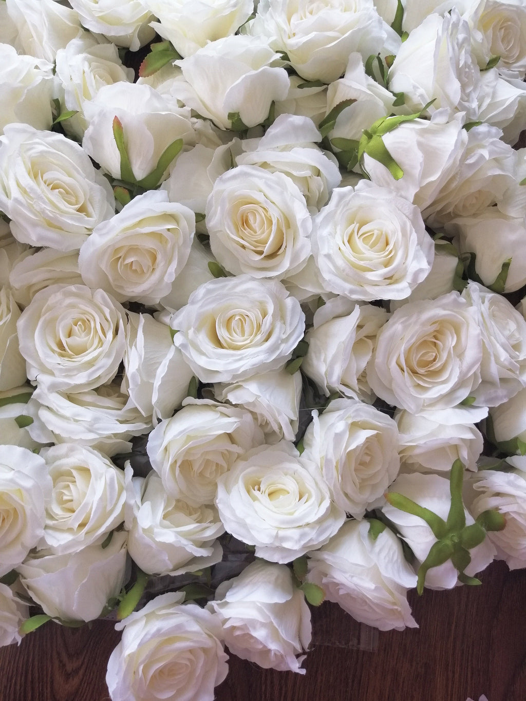 Wholesale Wedding Flowers 30 Heads Artificial Simulation Silk Rose Camellia Wedding Party DIY Background Decoration Flower Head