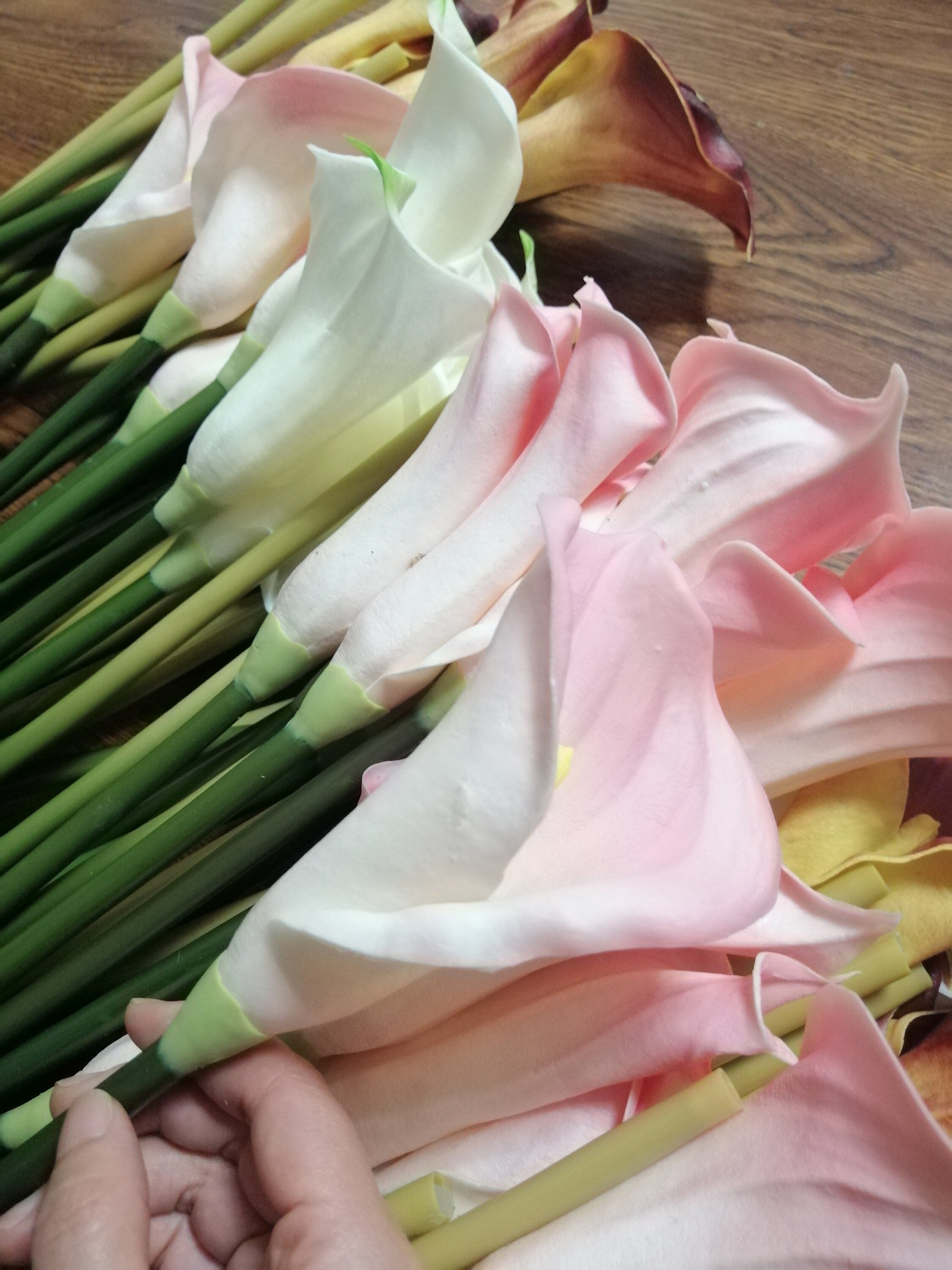 10 Stems High Quality Real Touch Calla Lily Artificial Simulation Lily  Wedding Flowers For Table Centerpieces Ceremony Reception