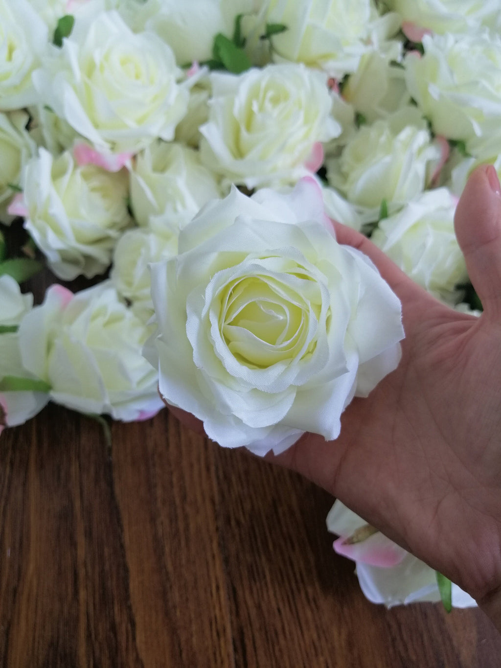 Wholesale 50 Heads Wedding Flower Artificial Simulation Silk Rose Diam.8cm/3.15" Wedding Event  Decoration Floral DIY Background Layout