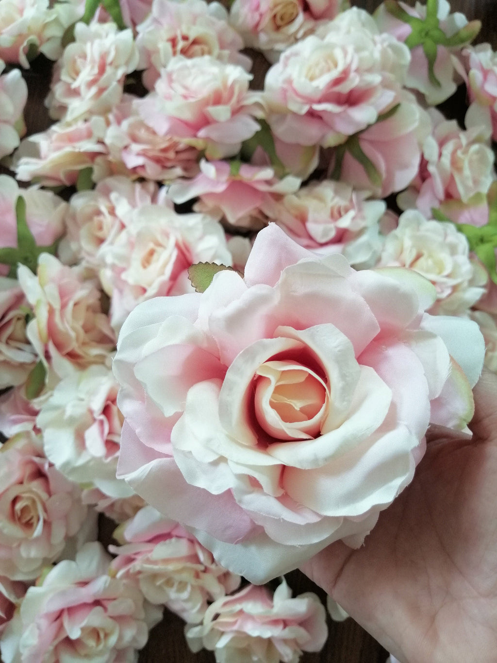 Blush Pink 30 Heads Diam. 9cm Artificial Simulation Rose Camellia Flower Heads Wedding Decoration Flower Head DIY Background