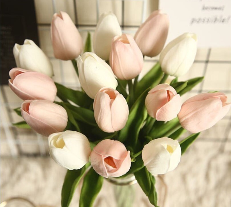 10PCS Soft Feel Hand Artifical Mini Tulip PU Foam Wedding Flowers Faux Tulips for Home Decorations Floral Arrangement